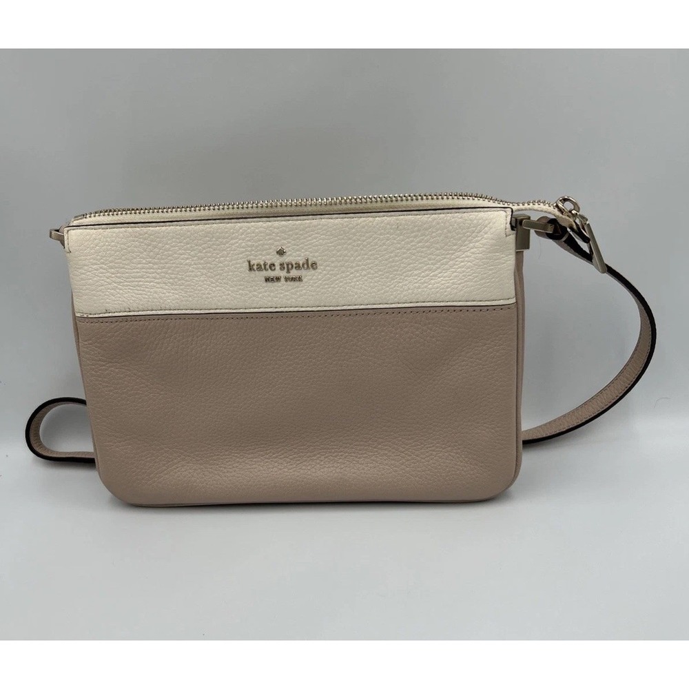 Kate‎ Spade Leila Triple Gusset 2 Toned Pebbled Warm Beige White Crossbody